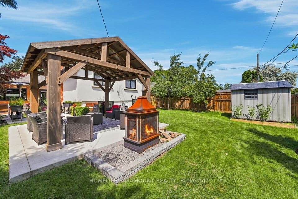 543 Limerick Road, Burlington, ON L7L 2K5 – photo 2