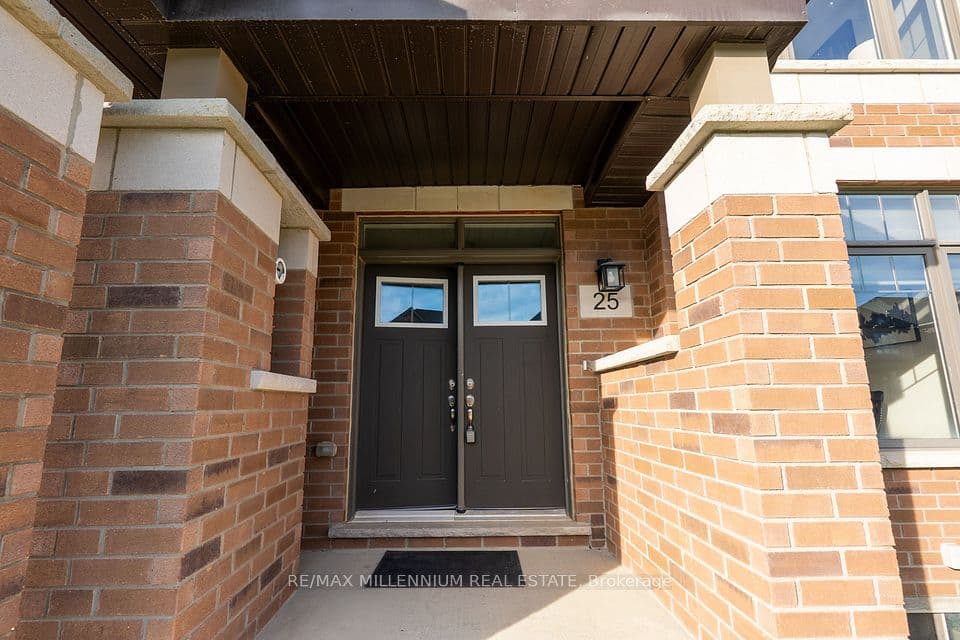 25 Lipscott Drive, Caledon, ON L7C 4J7 – photo 2