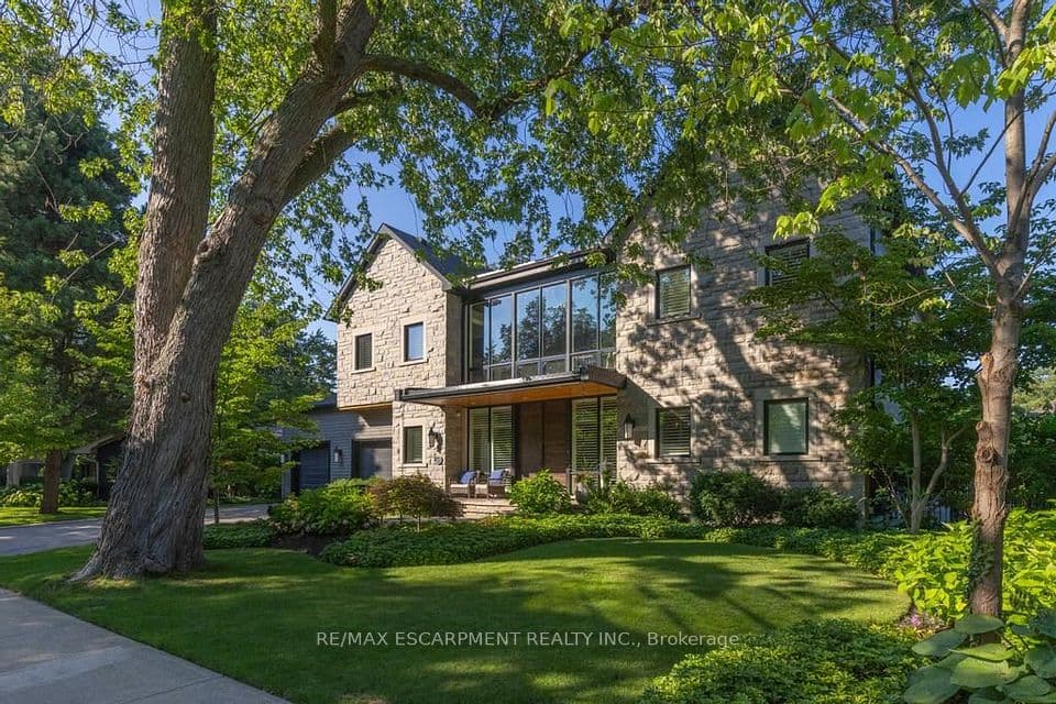 253 Rossmore Boulevard, Burlington, ON L7N 1R4 – photo 3