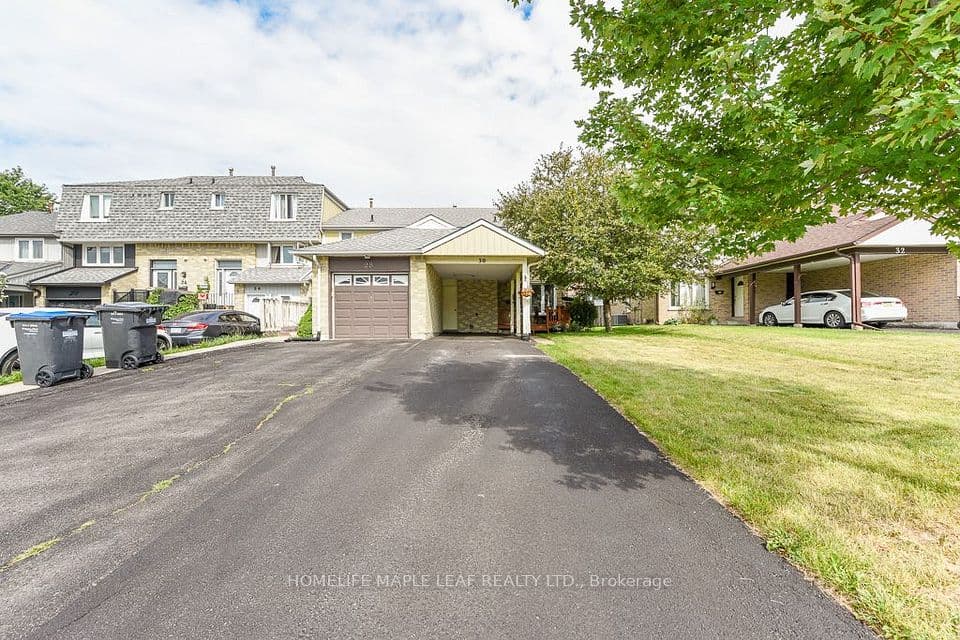 30 Primrose Crescent, Brampton, ON L6Z 1E2 – main photo