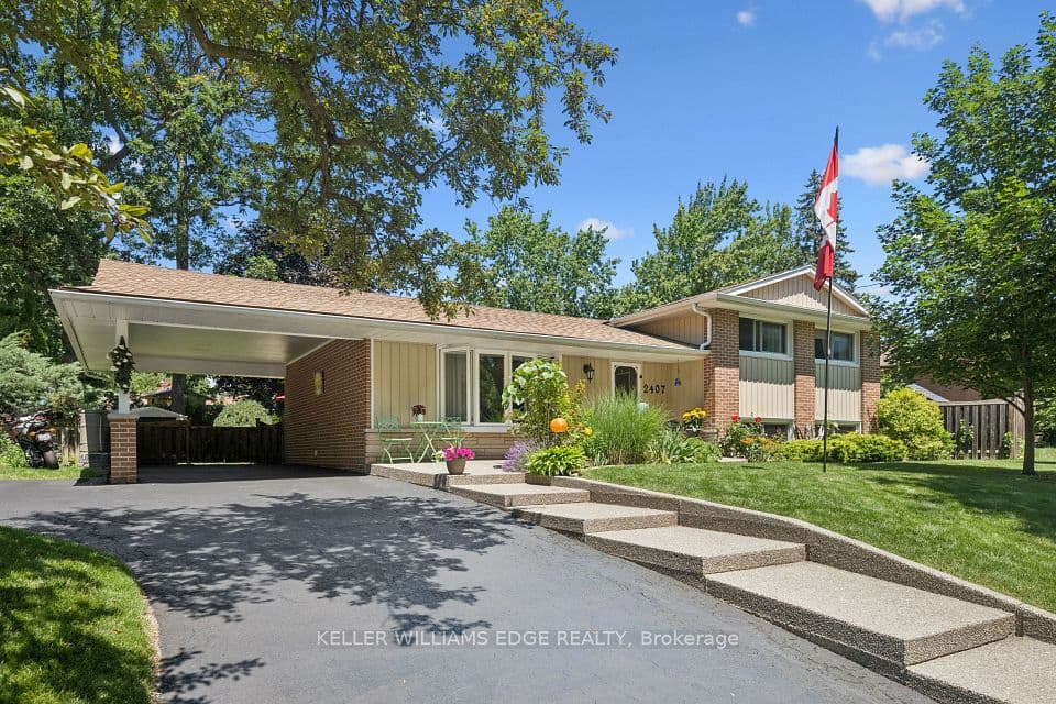 2407 St. Frances Drive, Burlington, ON L7P 1V3 – photo 2
