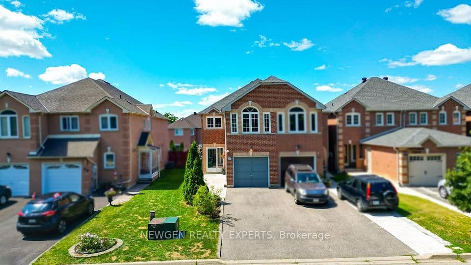 42 Mccleave Crescent, Brampton, ON L6Y 4Z5 – main photo