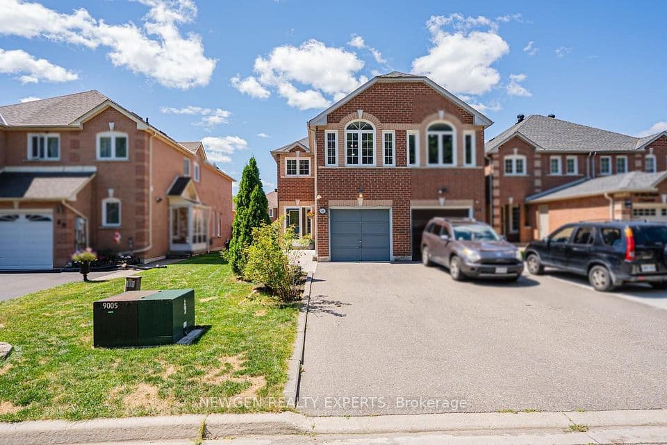42 Mccleave Crescent, Brampton, ON L6Y 4Z5 – photo 2