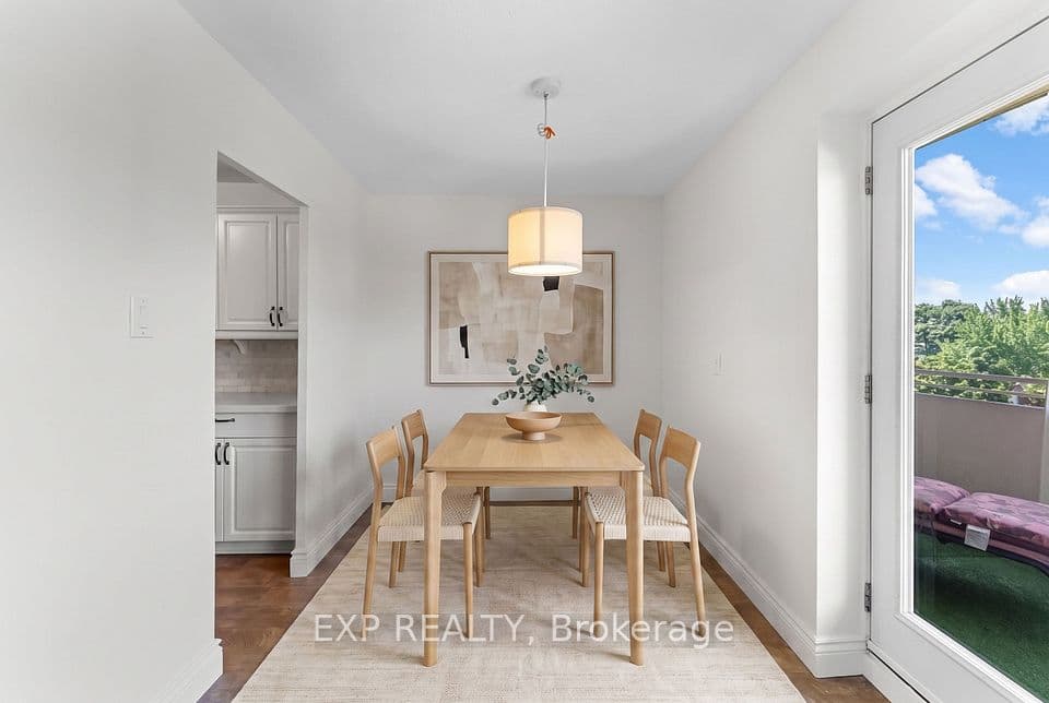 2485 Woking Crescent 403, Mississauga, ON L5K 1Z6 – photo 3