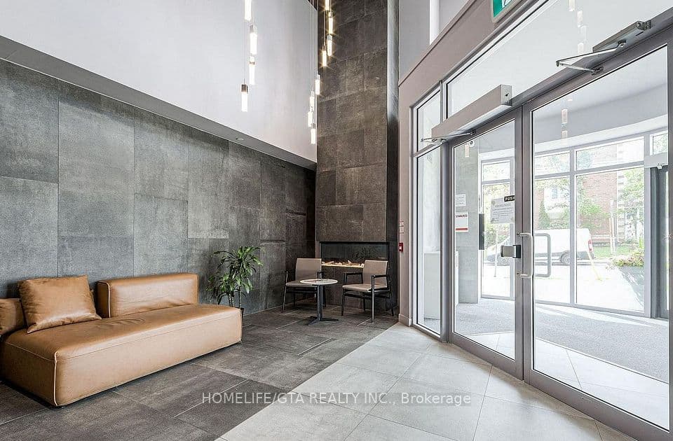 2433 Dufferin Street 208, Toronto, ON M6E 0B4 – photo 3
