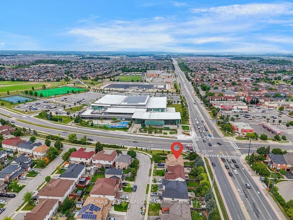 38 Sweetwood Circle, Brampton, ON L7A 2X7 – photo 3