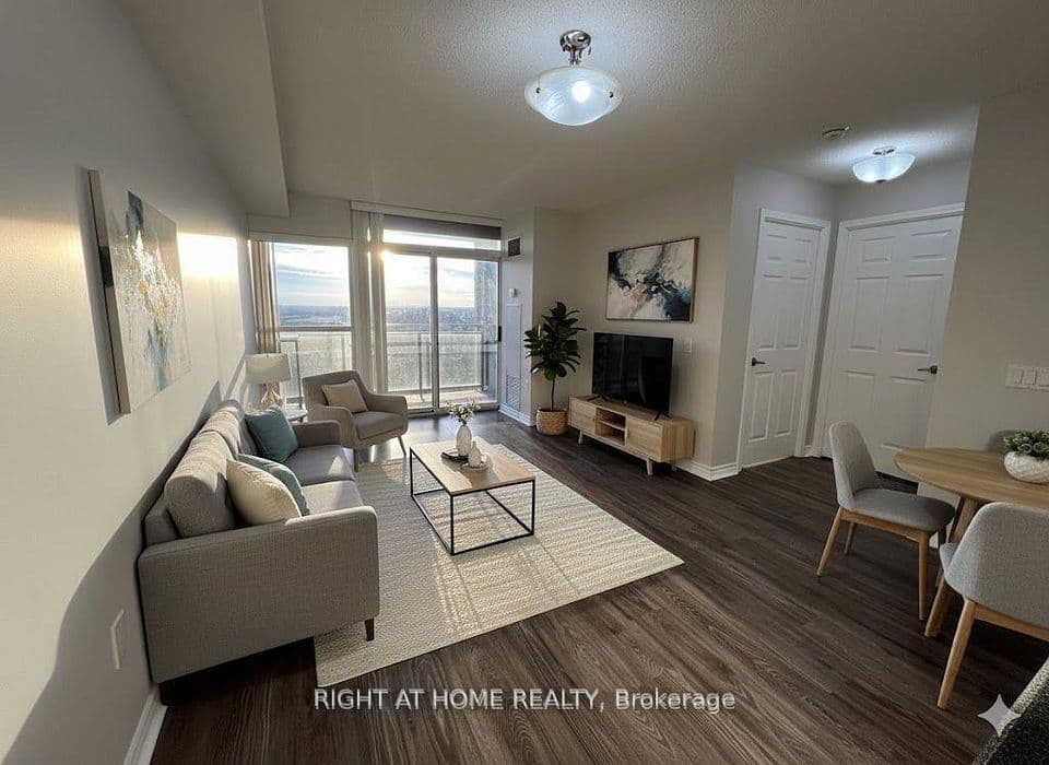 55 Strathaven Drive 1808, Mississauga, ON L5R 4G9 – photo 3
