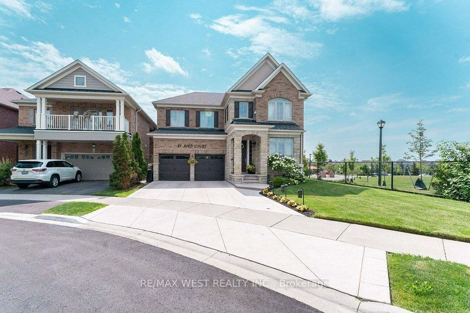 85 Aird Court, Milton, ON L9T 8B6 – main photo