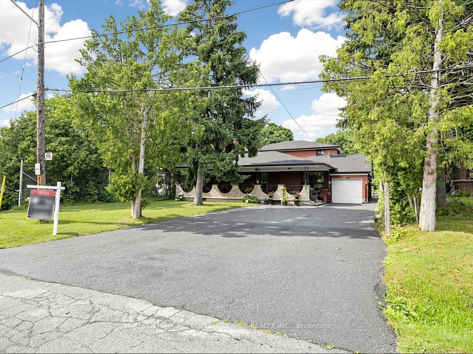 76 Westona Street, Toronto, ON M9P 2Y3 – main photo