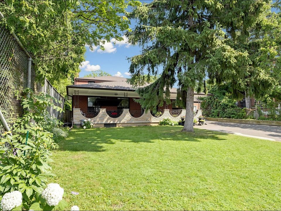 76 Westona Street, Toronto, ON M9P 2Y3 – photo 3