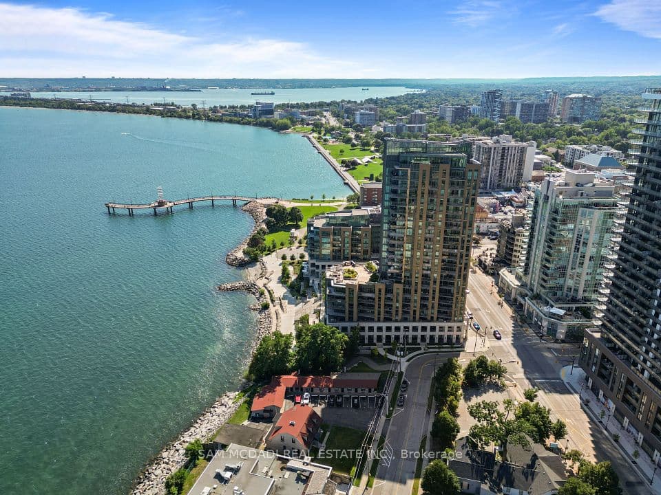 2060 Lakeshore Road 308, Burlington, ON L7R 0G2 – main photo