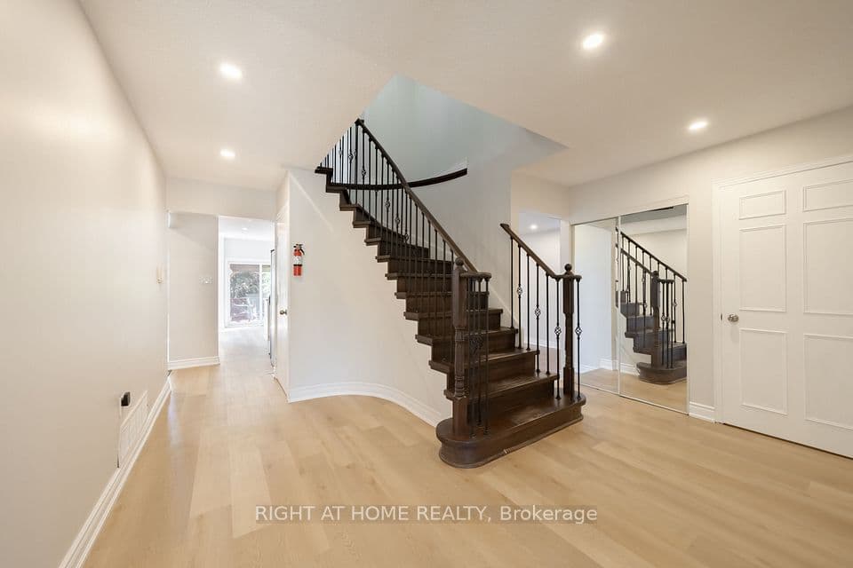 345 Mill Street S, Brampton, ON L6Y 2Y8 – photo 3