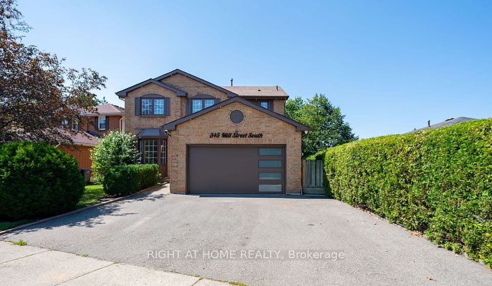 345 Mill Street S, Brampton, ON L6Y 2Y8 – main photo
