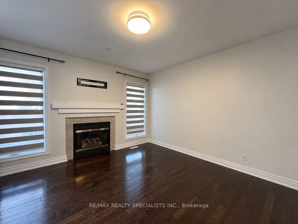 22 Clayborne Avenue, Brampton, ON L7A 1N8 – photo 3