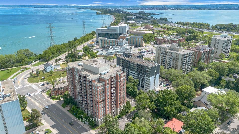 442 Maple Ave Avenue 403, Burlington, ON L7S 2L7 – photo 2