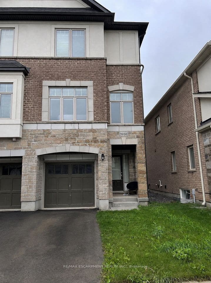 3930 Tufgar Crescent, Burlington, ON L7M 2A4 – main photo