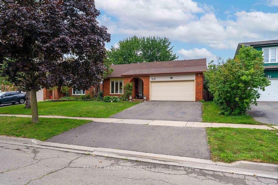 29 Blackthorn Lane, Brampton, ON L6V 3K7 – photo 2