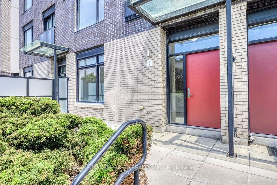 4020 Parkside Village Drive 7, Mississauga, ON L5B 0K2 – photo 2