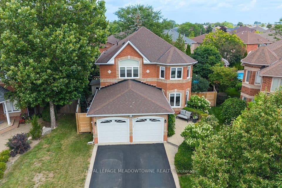 38 Chester Crescent, Halton Hills, ON L7G 5W5 – photo 2