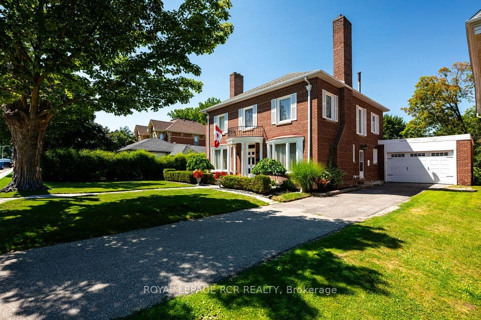 17 First Avenue, Orangeville, ON L9W 1H7 – main photo