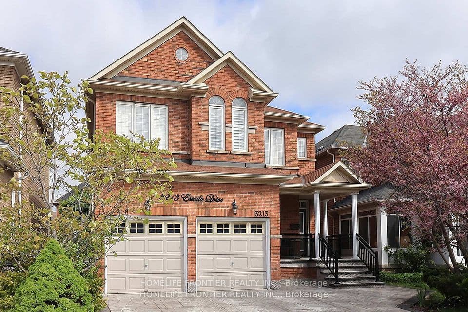 3213 Escada Drive, Mississauga, ON L5M 7V6 – photo 2
