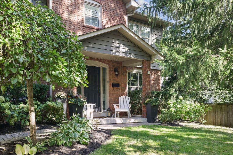 485 Coleen Drive, Oakville, ON L6J 6A4 – photo 2