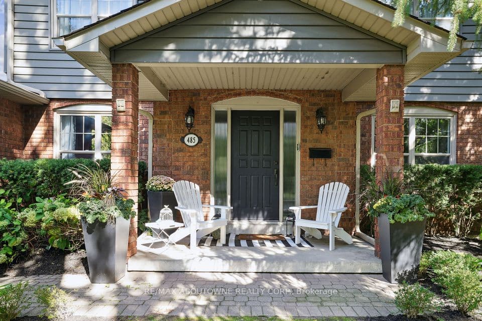 485 Coleen Drive, Oakville, ON L6J 6A4 – photo 3