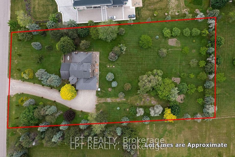 6 Fenton Way, Brampton, ON L6P 0P5 – photo 3