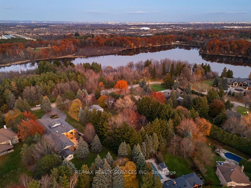 546 Conservation Drive, Brampton, ON L6Z 0B8 – photo 2