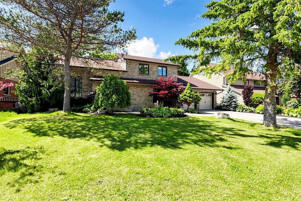 32 Brawton Drive N, Caledon, ON L7E 0E1 – main photo