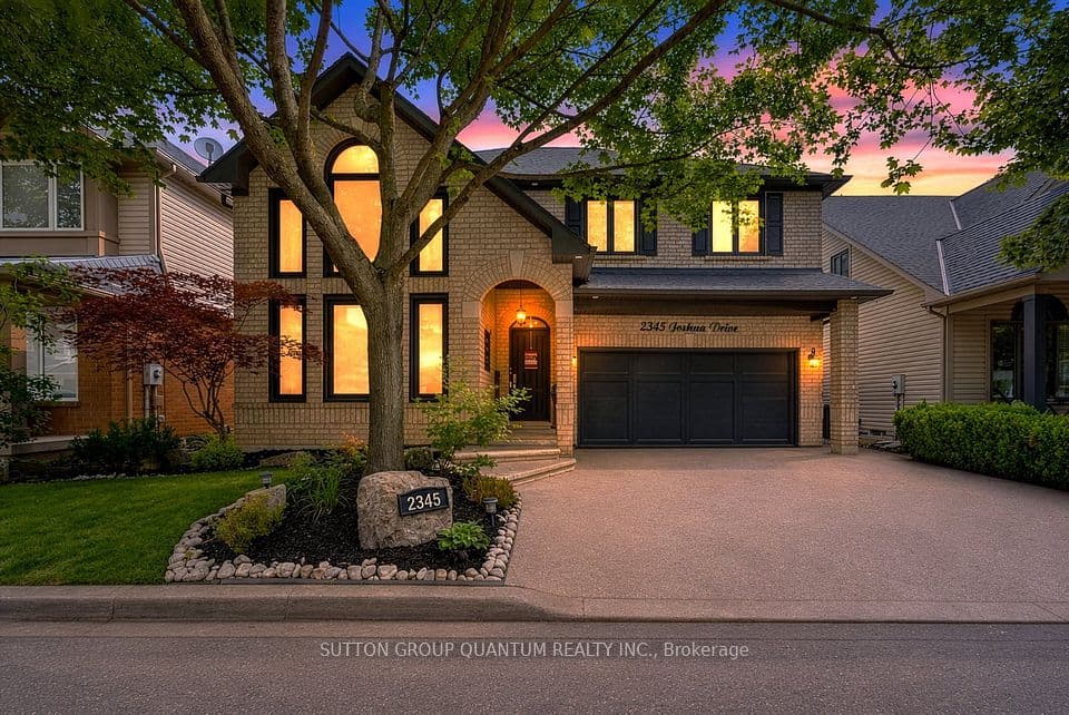 2345 Joshua Drive, Burlington, ON L7L 6N6 – main photo