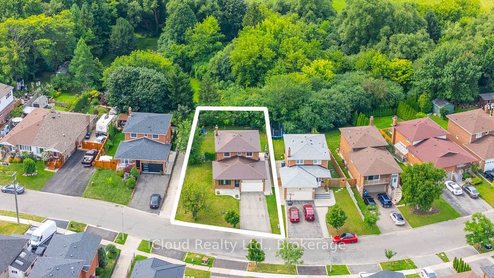 83 Fairglen Avenue, Brampton, ON L6X 1K7 – main photo