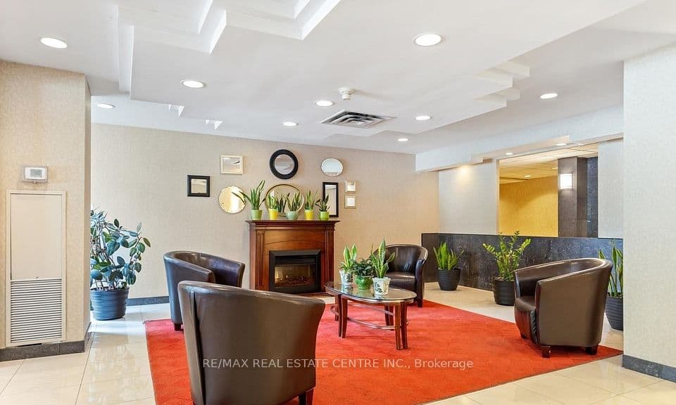 300 Webb Drive 1515, Mississauga, ON L5B 3W3 – photo 3