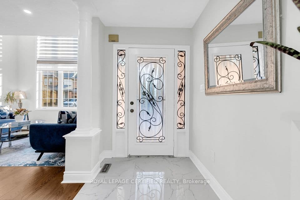 729 Turrell Crescent, Milton, ON L9T 5L4 – photo 3