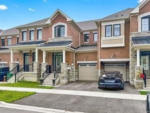 42 Keppel Circle, Brampton, ON L7A 5L1 – main photo