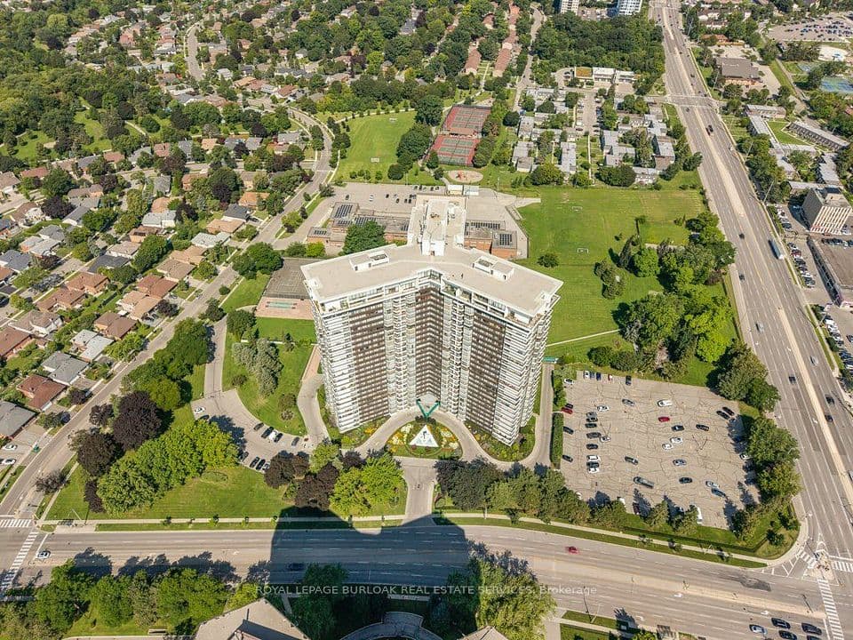 1333 Bloor Street 718, Mississauga, ON L4Y 3T6 – photo 2