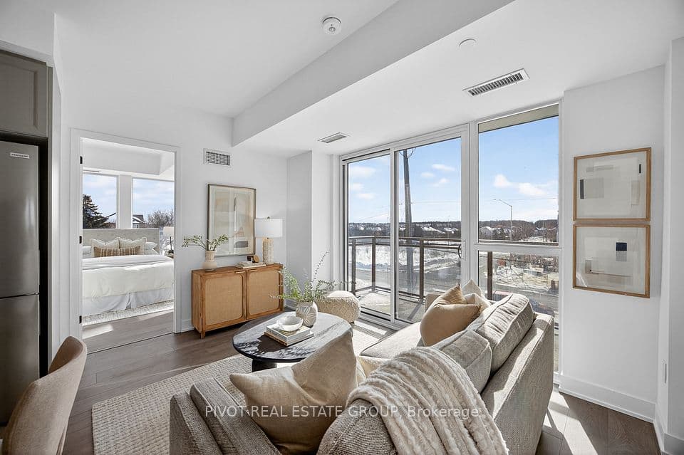 2333 Khalsa Gate 210, Oakville, ON L6M 0X7 – photo 2