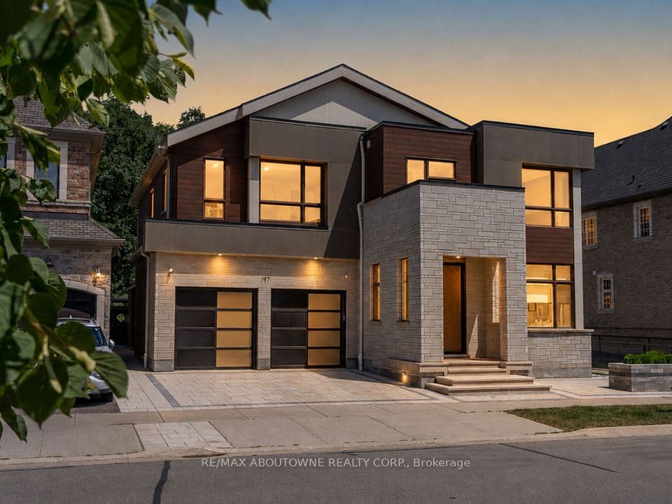 197 Polly Drive, Oakville, ON L6M 5K2 – main photo