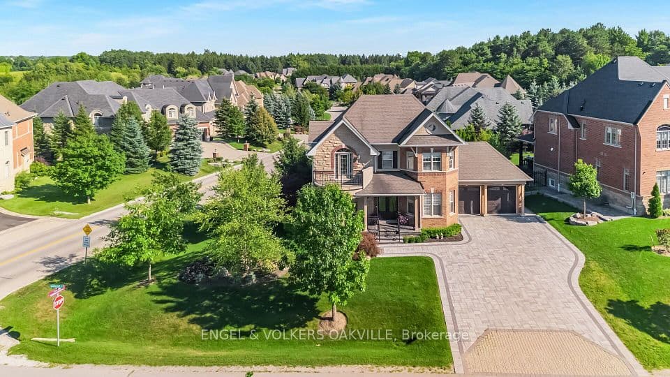 3 Holdroyd Court, Halton Hills, ON L7G 0E8 – photo 2