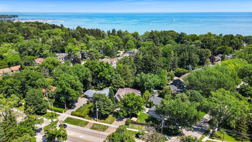 3168 Lakeshore Road W, Oakville, ON L6L 1J6 – photo 2