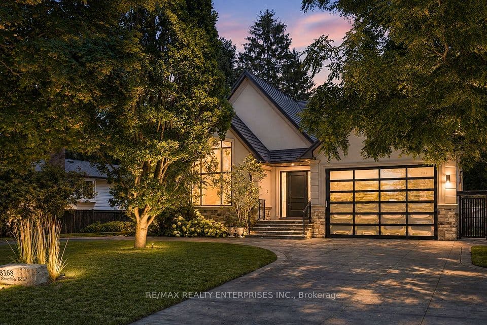 3168 Lakeshore Road W, Oakville, ON L6L 1J6 – main photo