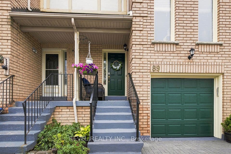 2 Sir Lou Drive 89, Brampton, ON L6Y 5A8 – photo 2
