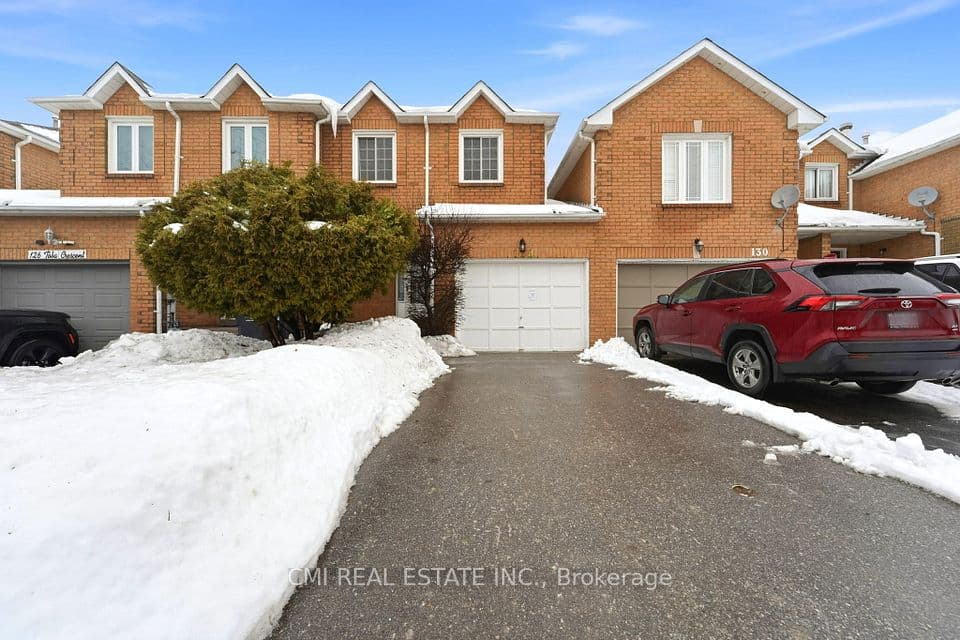128 Toba Crescent, Brampton, ON L6Z 4R9 – photo 2