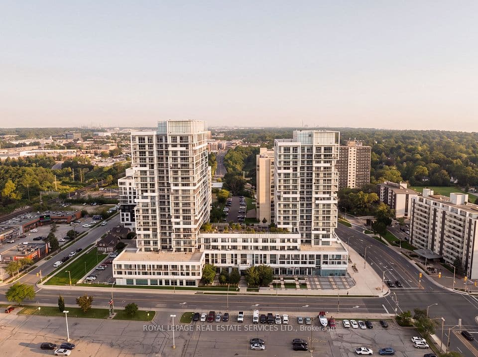 55 Speers Road 1310, Oakville, ON L5K 3R6 – main photo