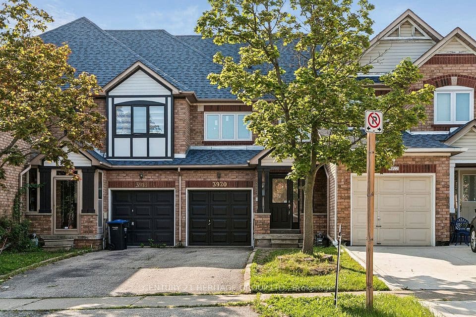 3920 Zenith Court, Mississauga, ON L5N 7H7 – main photo