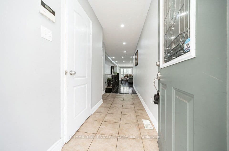 770 Othello Court # 36, Mississauga, ON L5W 1Y2 – photo 3