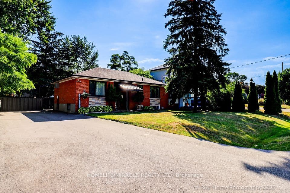 568 Weir Avenue, Oakville, ON L6L 4X4 – photo 2