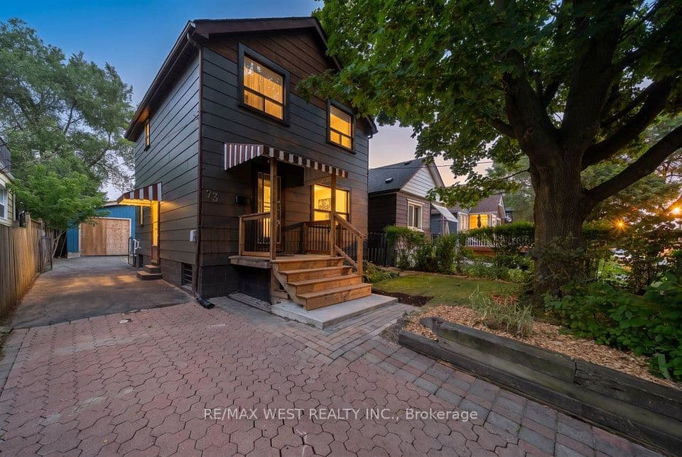 73 Seventeenth Street, Toronto, ON M8V 3K5 – main photo