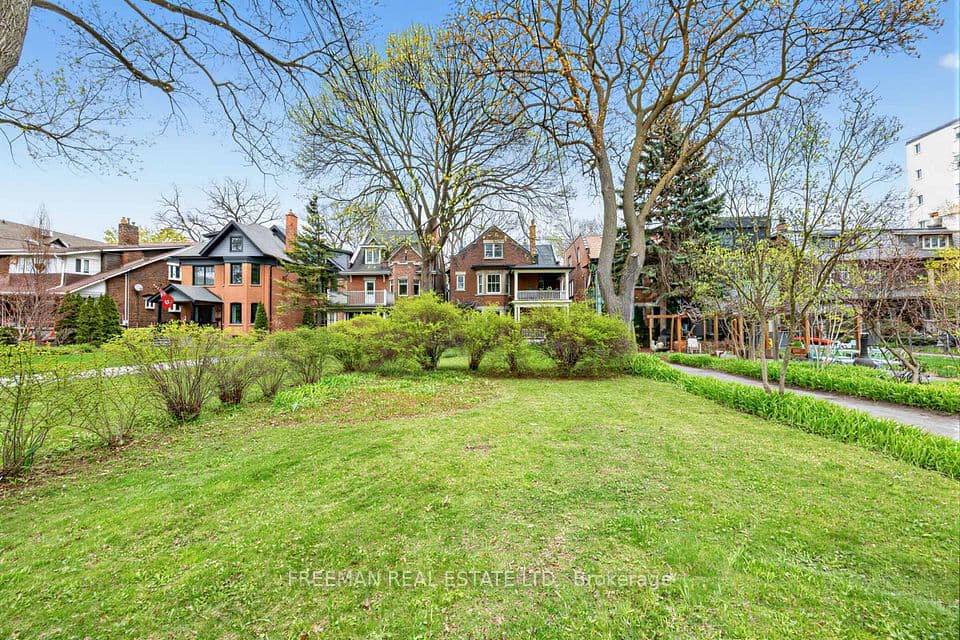 129 Indian Road, Toronto, ON M6R 2V5 – photo 3