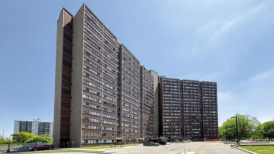 11 Wincott Drive 914, Toronto, ON M9R 2R9 – main photo